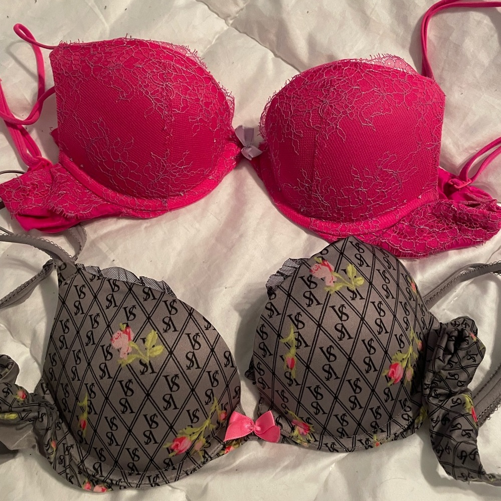 32b Victoria’s Secret very sexy bras